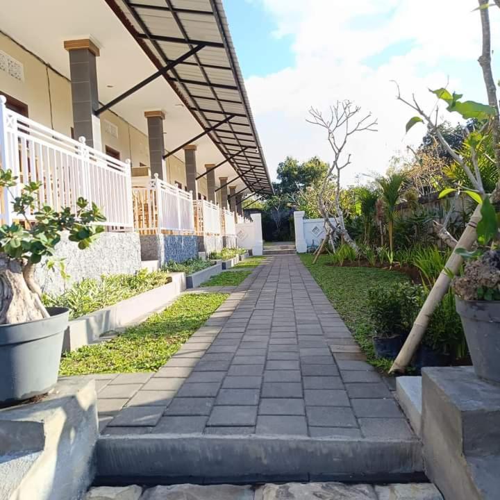 Prayoga Homestay Унгасан Экстерьер фото